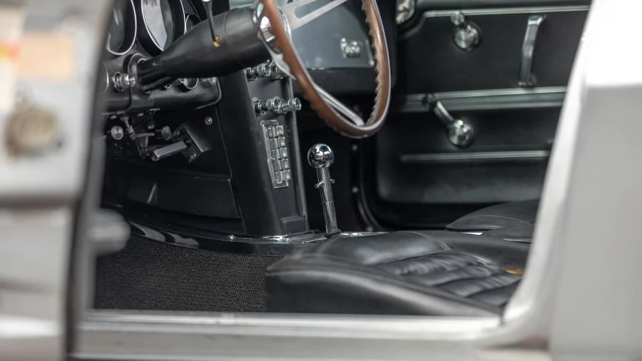 1966 Chevrolet Corvette C2 - Image 11 of 24