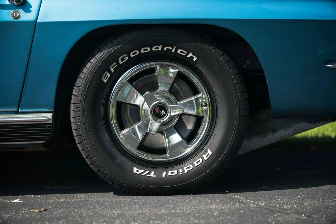 1966 Chevrolet Corvette C2 - Image 13 of 31