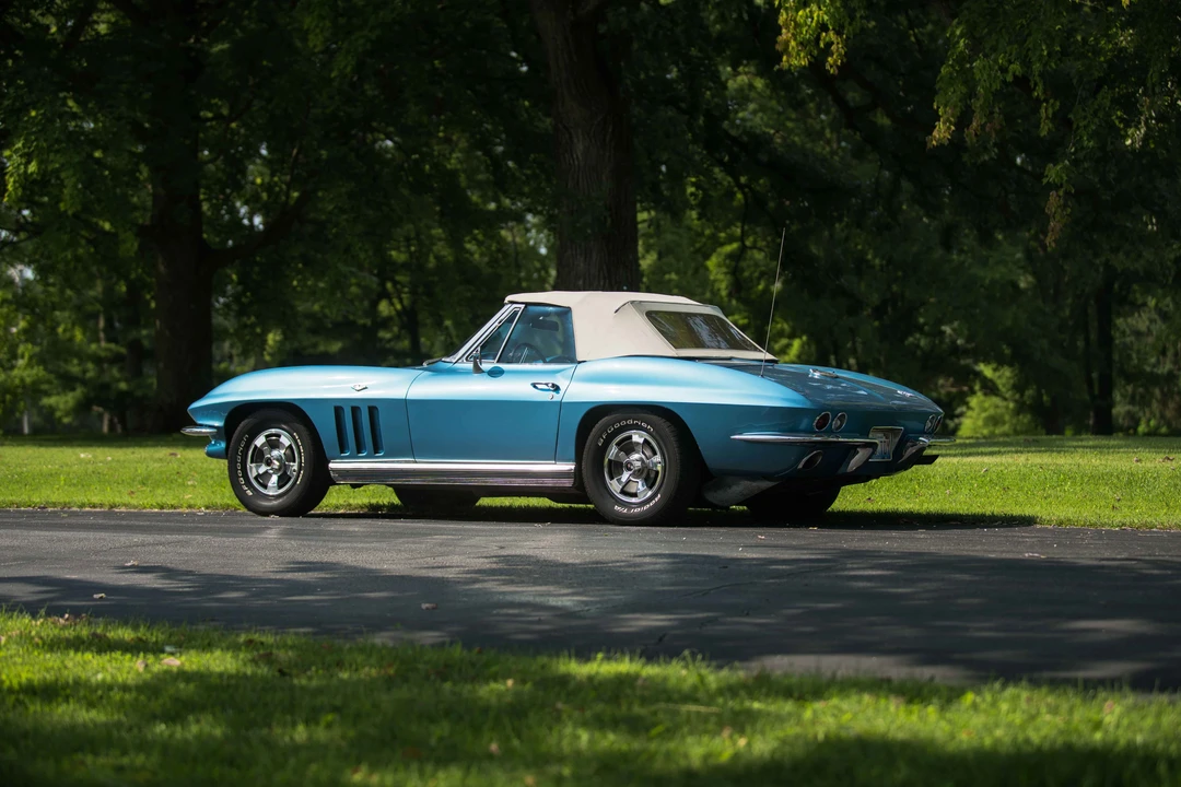 1966 Chevrolet Corvette C2 - Image 5 of 31