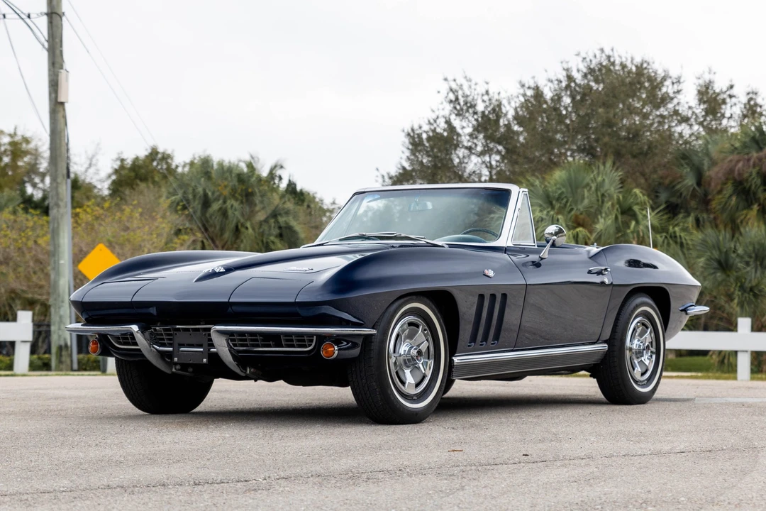 1966 Chevrolet Corvette C2 - Image 2 of 31