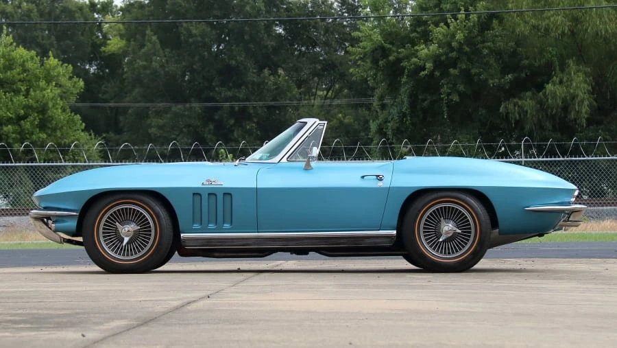1966 Chevrolet Corvette C2 - Image 2 of 27
