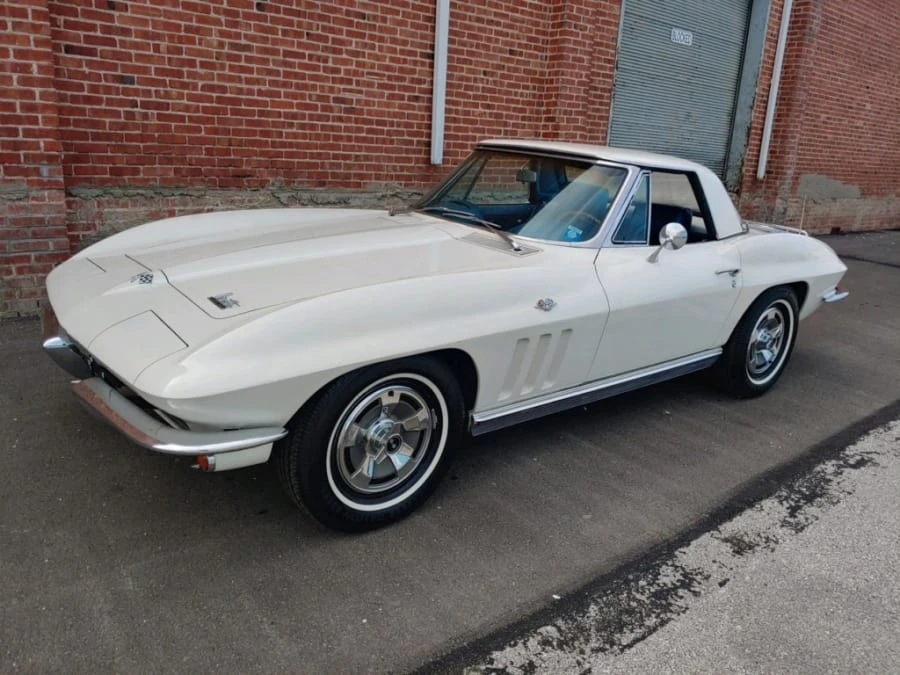 1966 Chevrolet Corvette C2 - Image 6 of 7