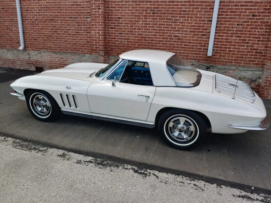 1966 Chevrolet Corvette C2 - Image 7 of 7