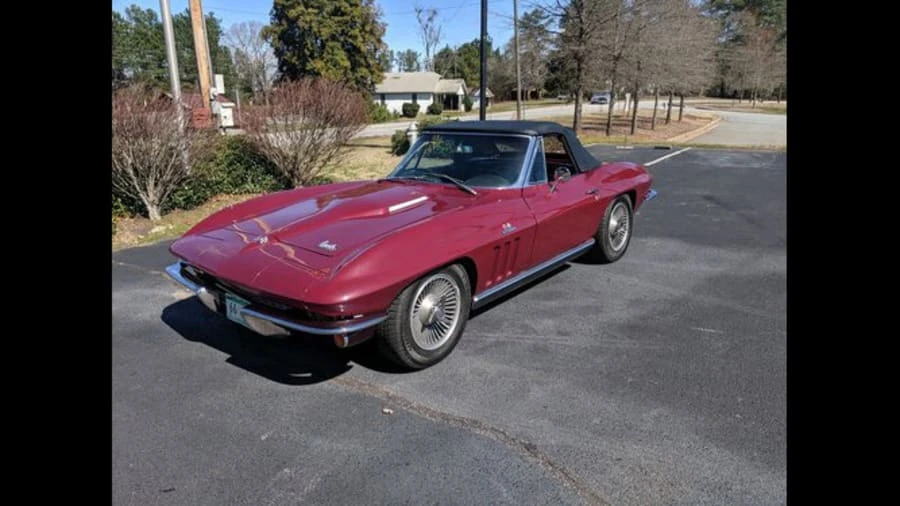 1966 Chevrolet Corvette C2 - Image 16 of 17