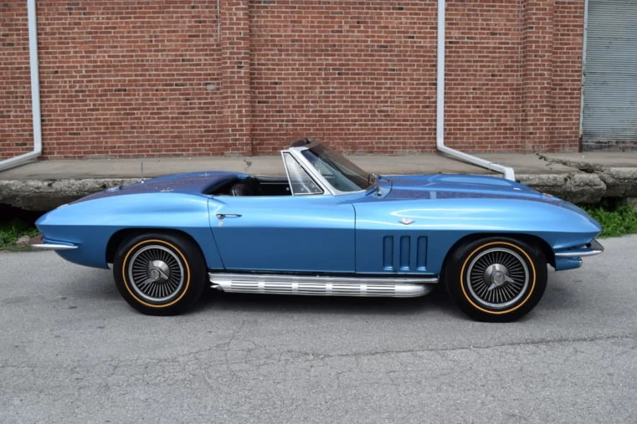 1966 Chevrolet Corvette C2 - Image 2 of 8