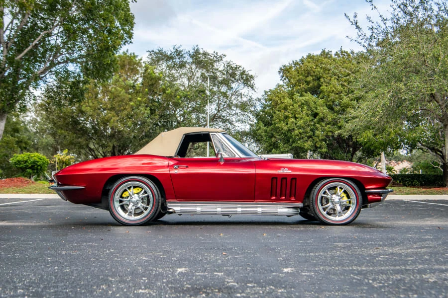 1966 Chevrolet Corvette C2 - Image 2 of 31