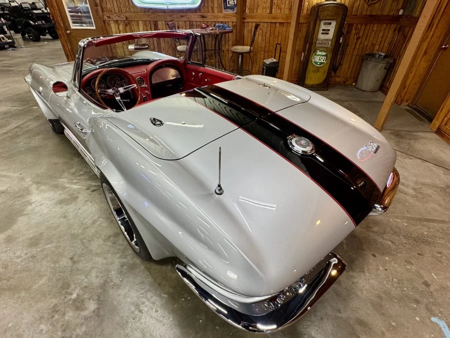 1966 Chevrolet Corvette C2 - Image 11 of 31