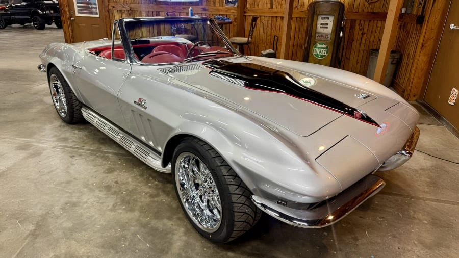 1966 Chevrolet Corvette C2 - Image 4 of 31