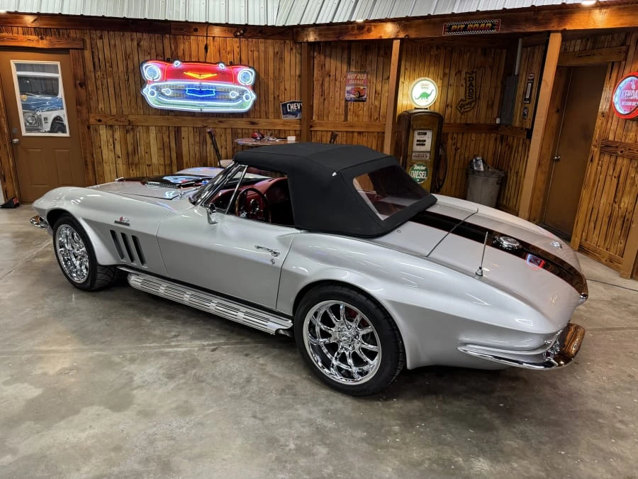 1966 Chevrolet Corvette C2 - Image 12 of 31