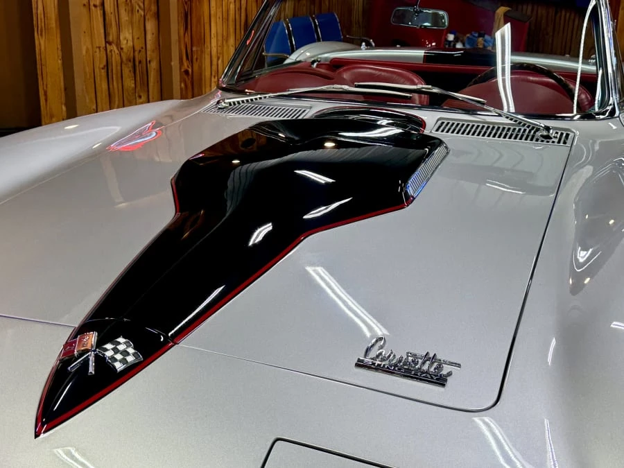 1966 Chevrolet Corvette C2 - Image 10 of 31