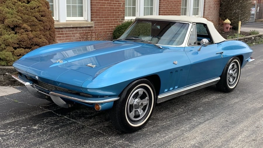 1966 Chevrolet Corvette C2 - Image 8 of 10