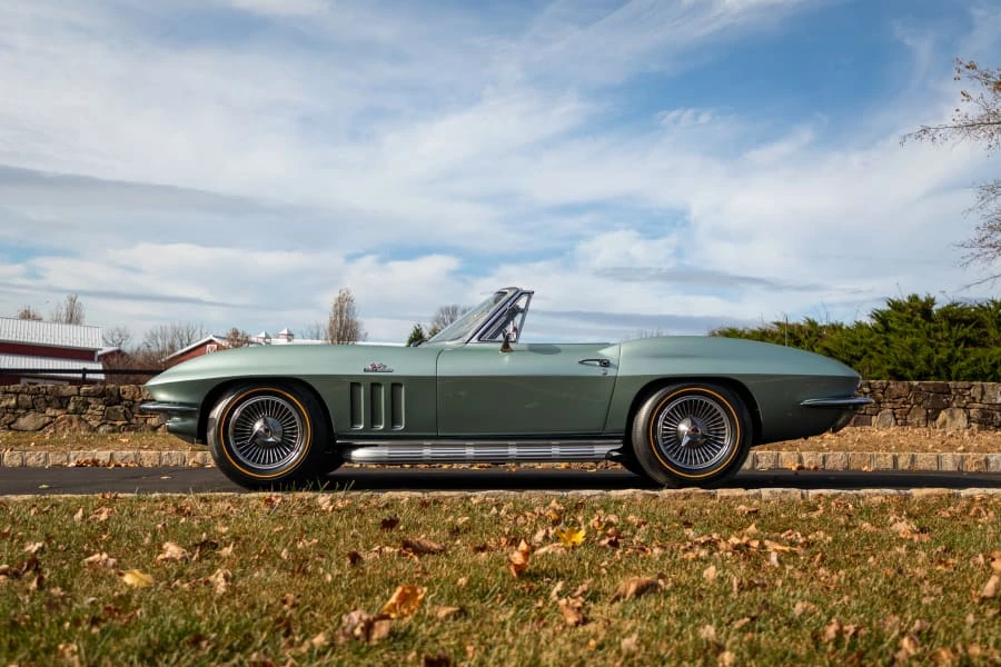 1966 Chevrolet Corvette C2 - Image 7 of 31