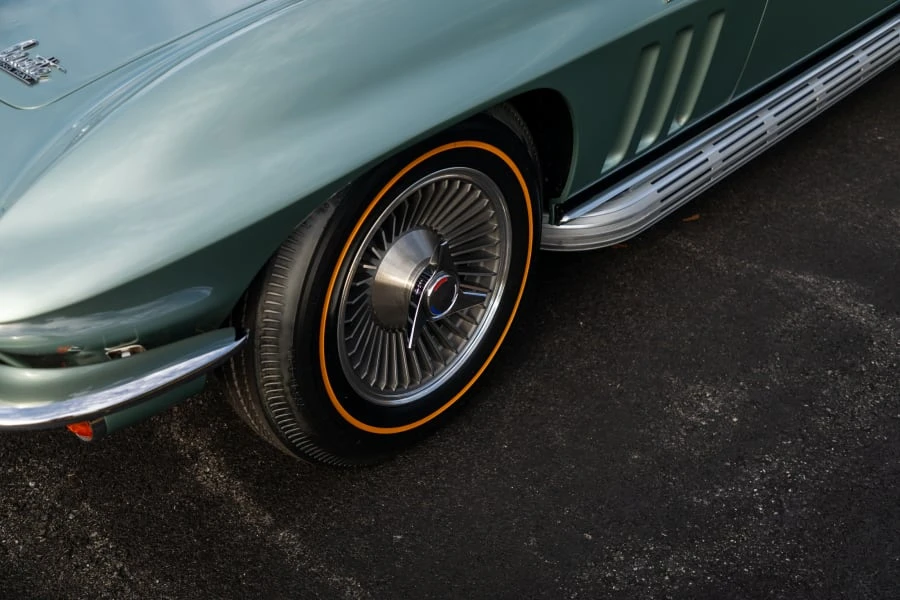 1966 Chevrolet Corvette C2 - Image 22 of 31
