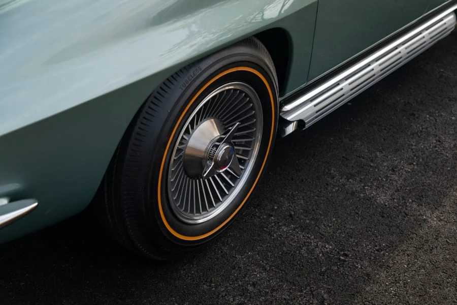 1966 Chevrolet Corvette C2 - Image 19 of 31