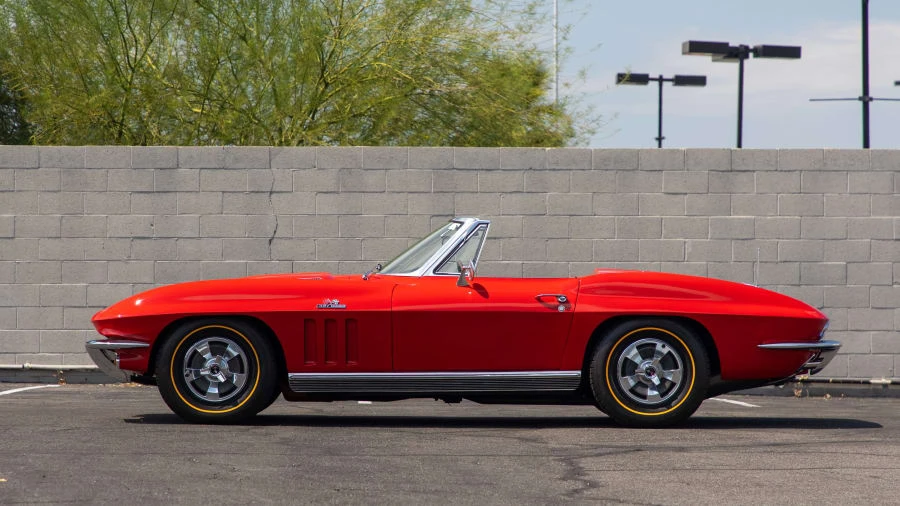1966 Chevrolet Corvette C2 - Image 2 of 18
