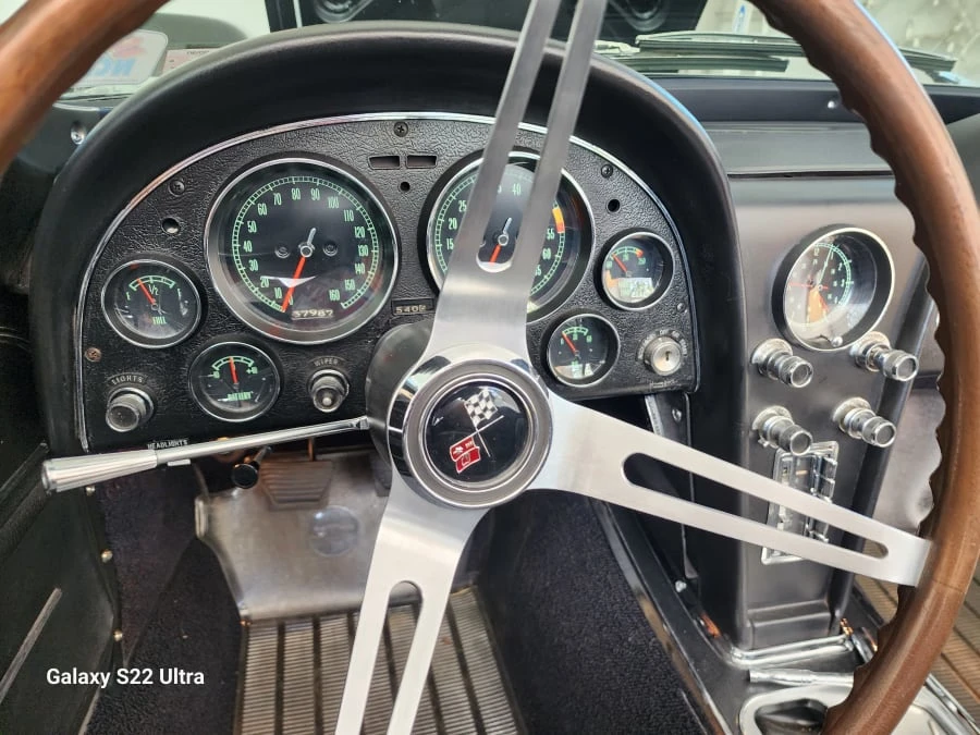 1966 Chevrolet Corvette C2 - Image 6 of 10