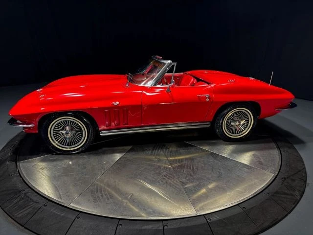 1966 Chevrolet Corvette C2 - Image 7 of 28