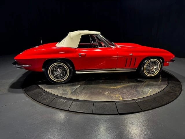 1966 Chevrolet Corvette C2 - Image 9 of 28