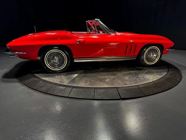 1966 Chevrolet Corvette C2 - Image 2 of 28