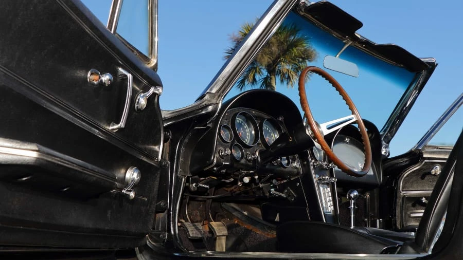 1966 Chevrolet Corvette C2 - Image 18 of 20