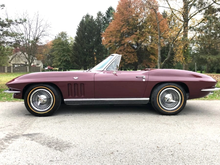 1966 Chevrolet Corvette C2 - Image 9 of 12