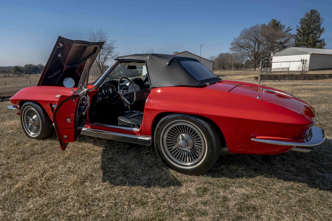 1966 Chevrolet Corvette C2 - Image 17 of 31