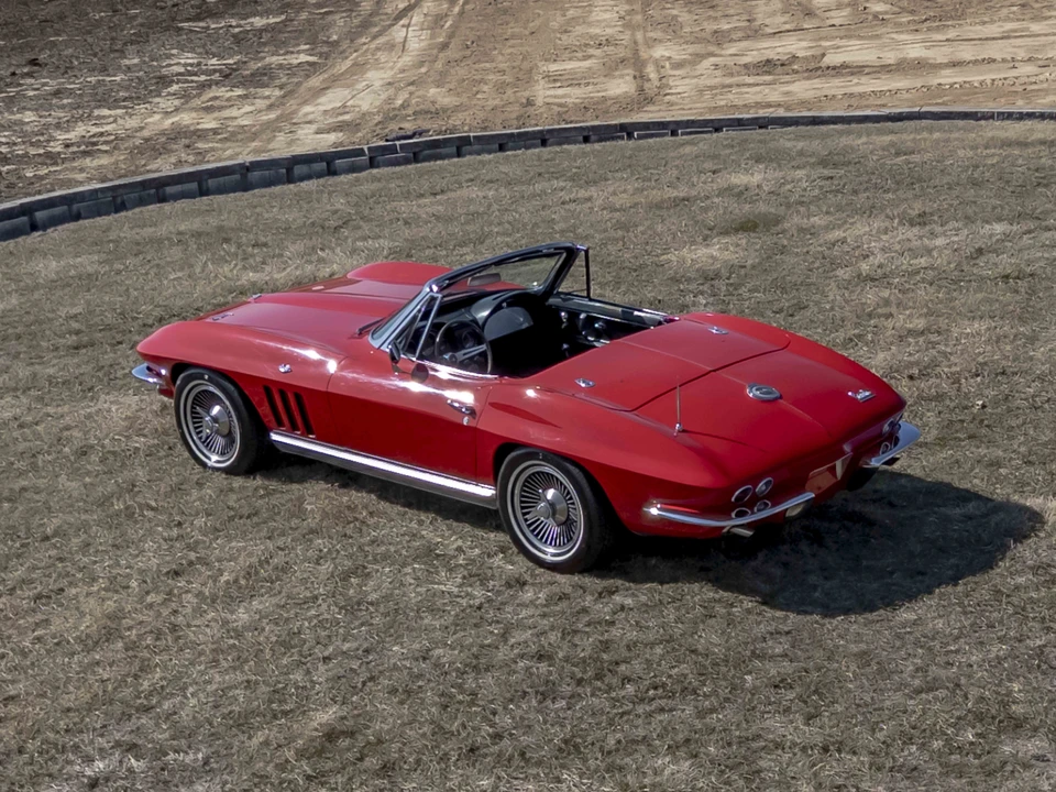1966 Chevrolet Corvette C2 - Image 23 of 31