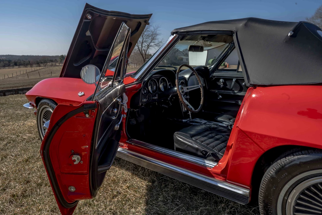 1966 Chevrolet Corvette C2 - Image 18 of 31