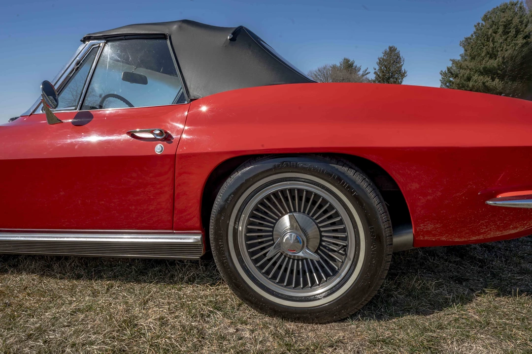 1966 Chevrolet Corvette C2 - Image 28 of 31