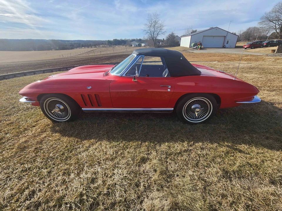 1966 Chevrolet Corvette C2 - Image 26 of 31