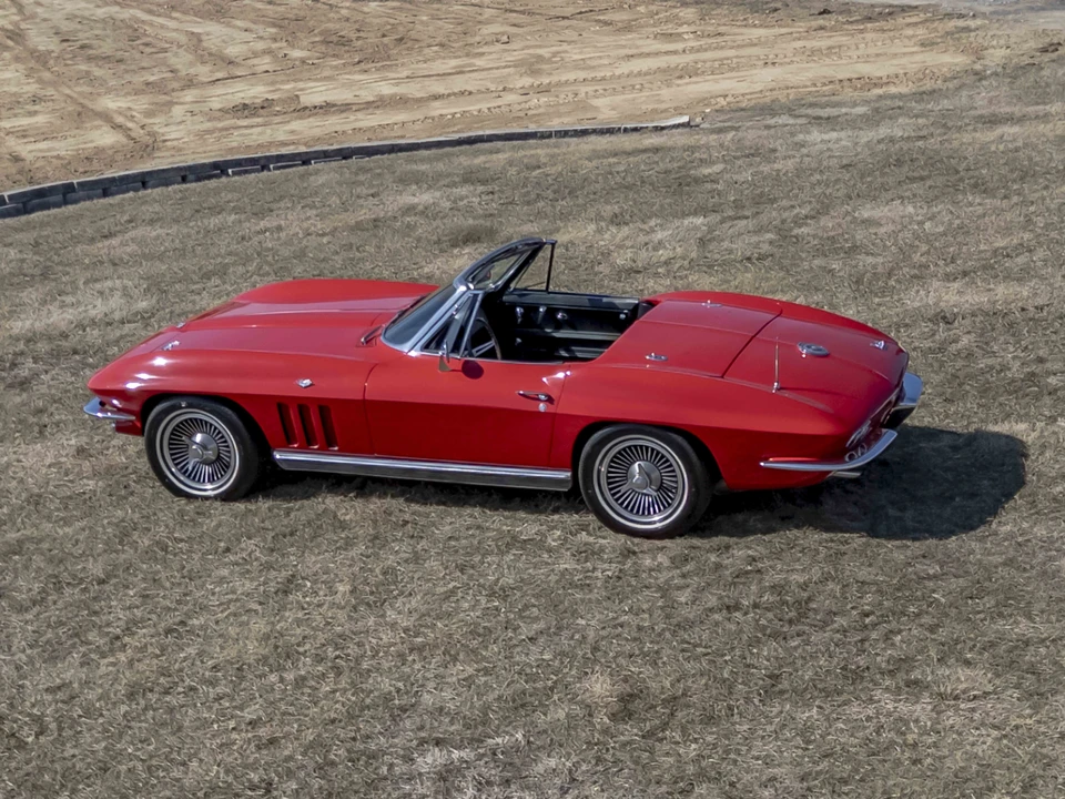 1966 Chevrolet Corvette C2 - Image 22 of 31