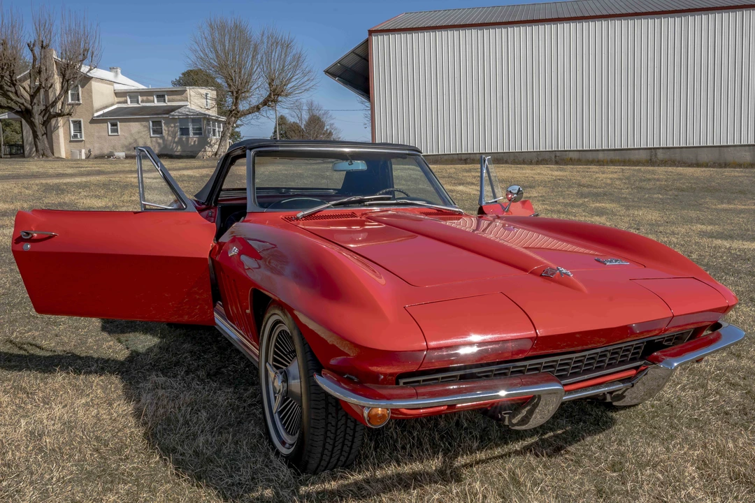 1966 Chevrolet Corvette C2 - Image 12 of 31