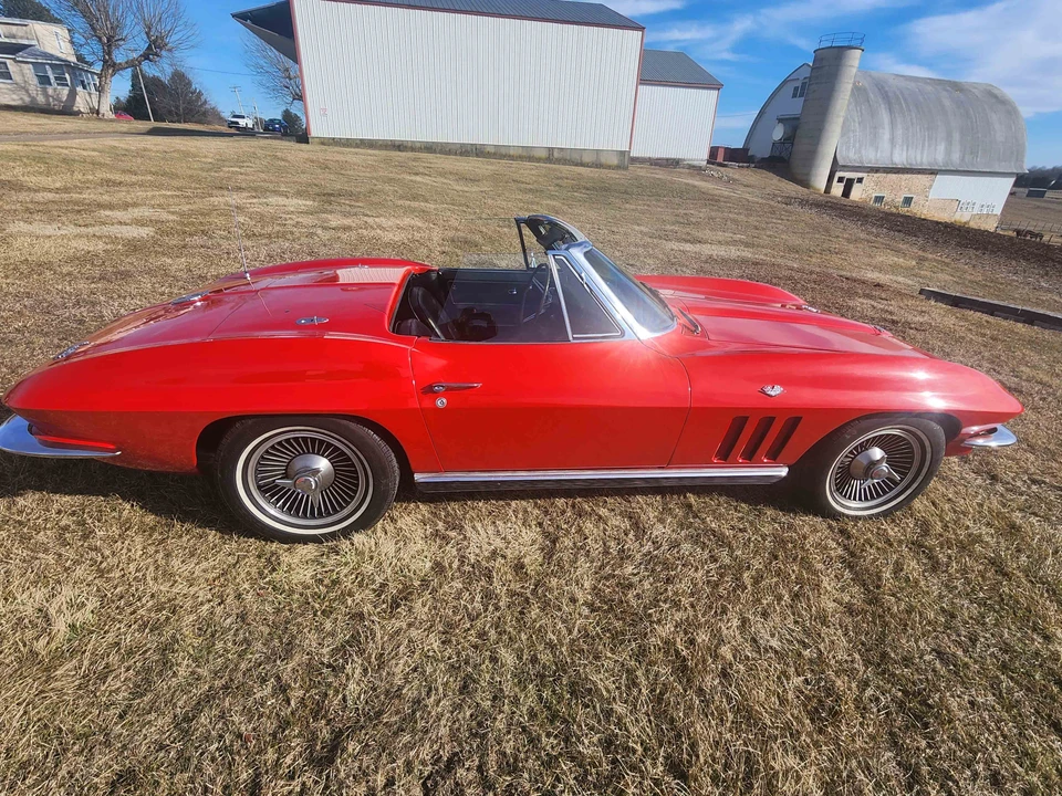 1966 Chevrolet Corvette C2 - Image 4 of 31