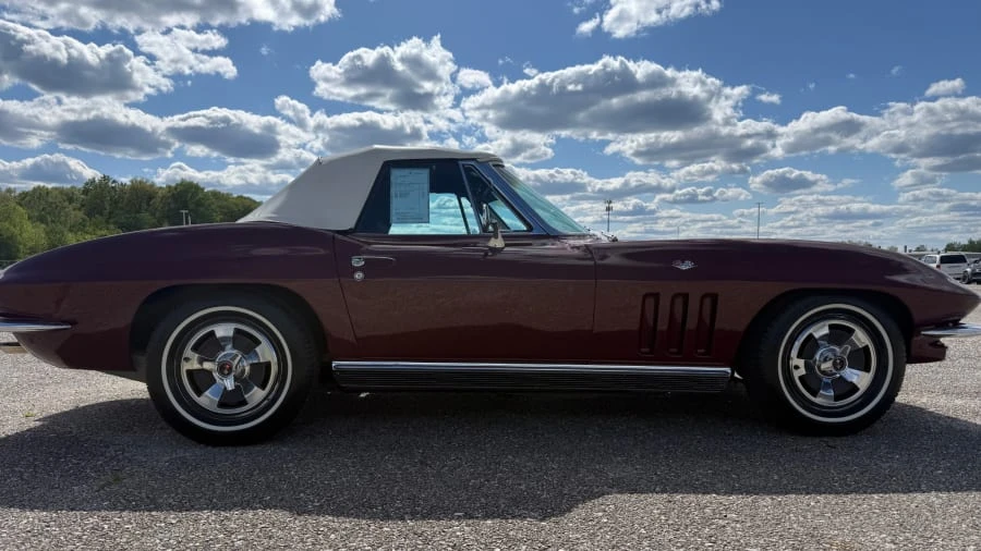 1966 Chevrolet Corvette C2 - Image 6 of 11