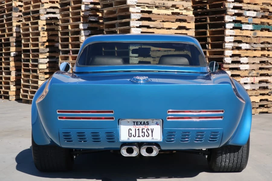 1966 Chevrolet Corvette C2 - Image 10 of 12