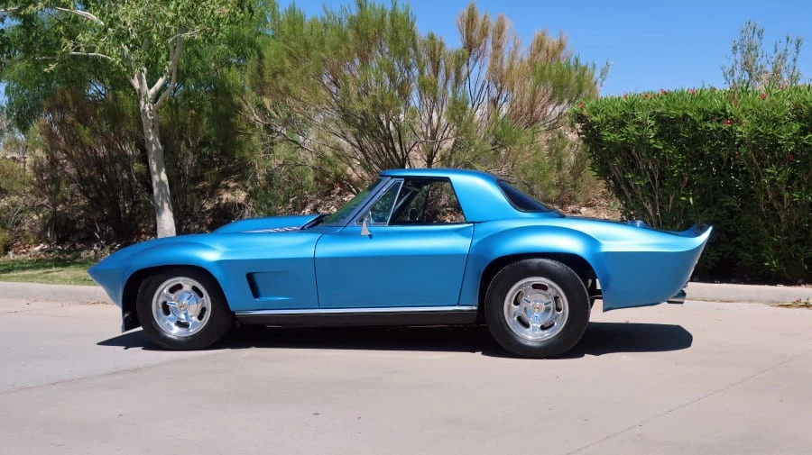 1966 Chevrolet Corvette C2 - Image 2 of 12