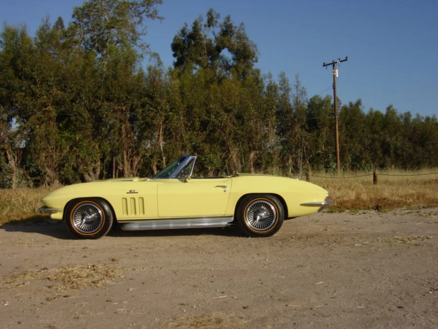 1966 Chevrolet Corvette C2 - Image 11 of 19