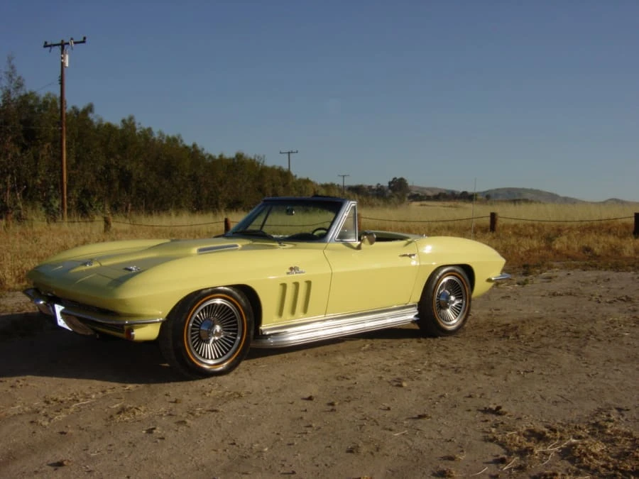 1966 Chevrolet Corvette C2 - Image 12 of 19