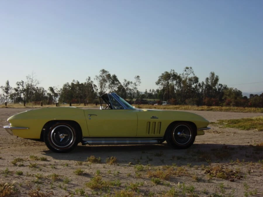 1966 Chevrolet Corvette C2 - Image 14 of 19
