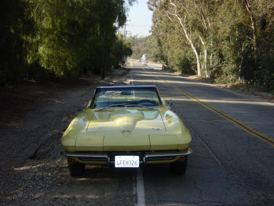 1966 Chevrolet Corvette C2 - Image 15 of 19