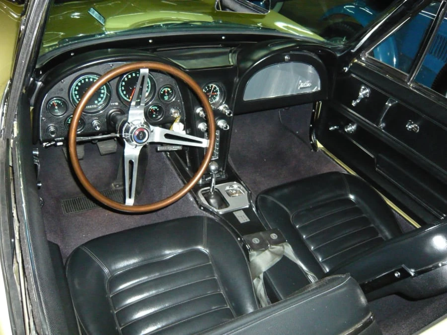1966 Chevrolet Corvette C2 - Image 4 of 19