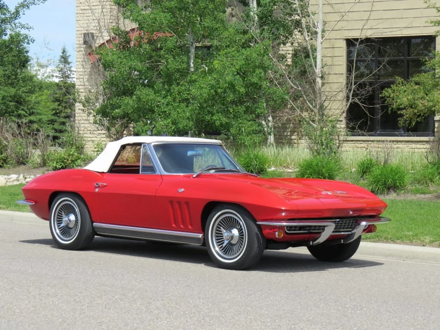 1966 Chevrolet Corvette C2 - Image 11 of 12