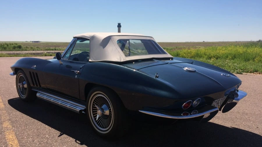 1966 Chevrolet Corvette C2 - Image 9 of 10