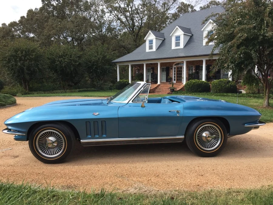 1966 Chevrolet Corvette C2 - Image 2 of 10