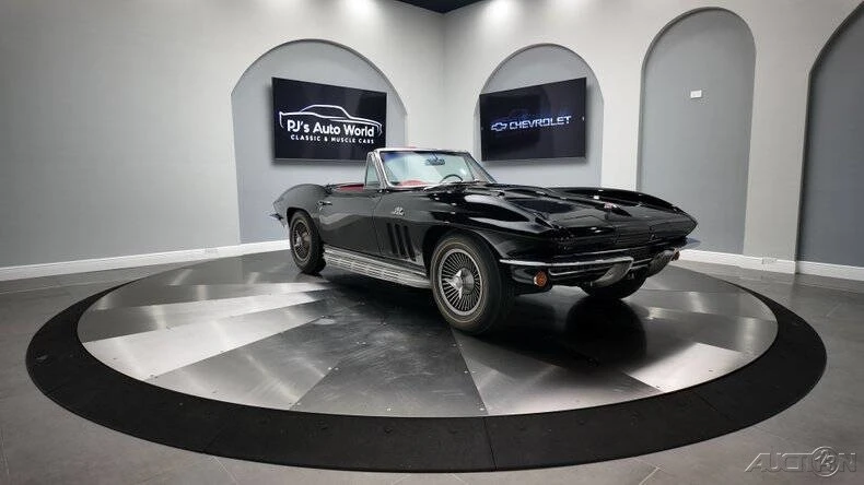 1966 Chevrolet Corvette C2 - Image 6 of 24