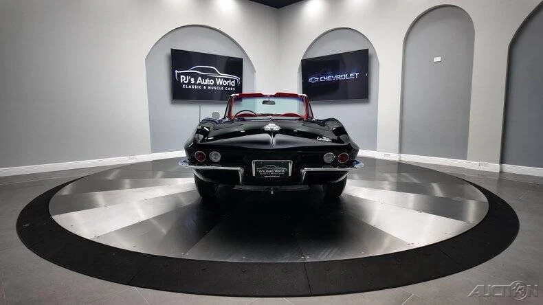 1966 Chevrolet Corvette C2 - Image 17 of 24