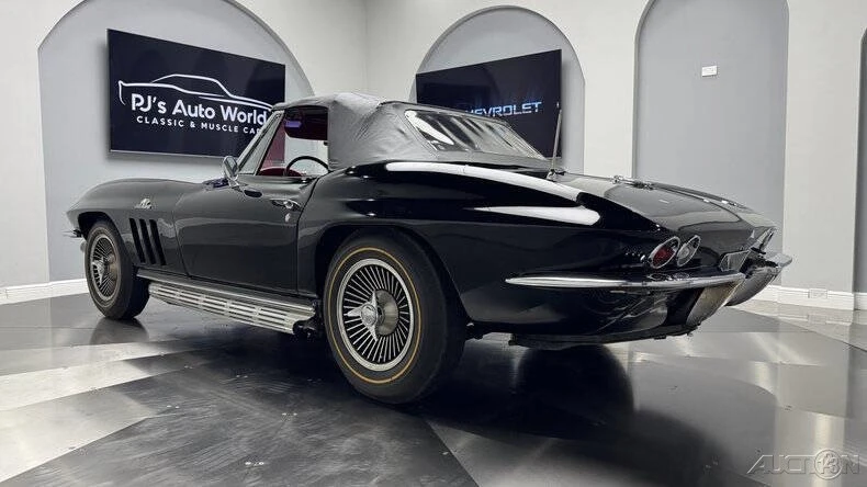 1966 Chevrolet Corvette C2 - Image 21 of 24