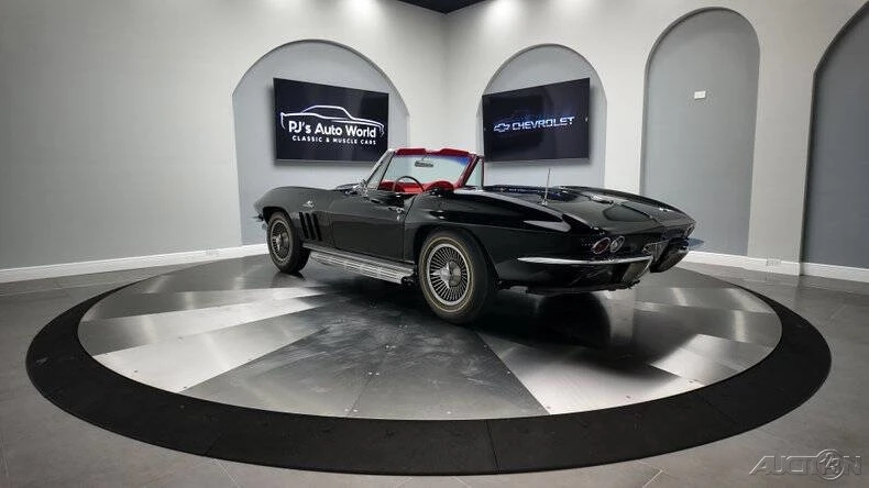1966 Chevrolet Corvette C2 - Image 4 of 24