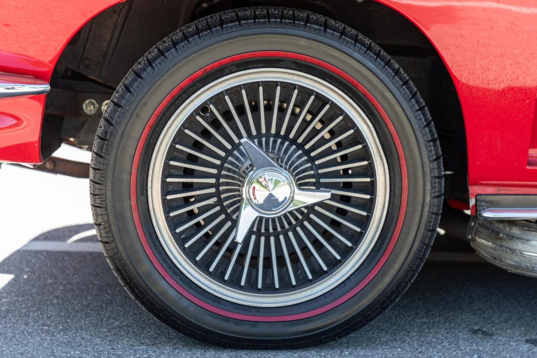1966 Chevrolet Corvette C2 - Image 30 of 31