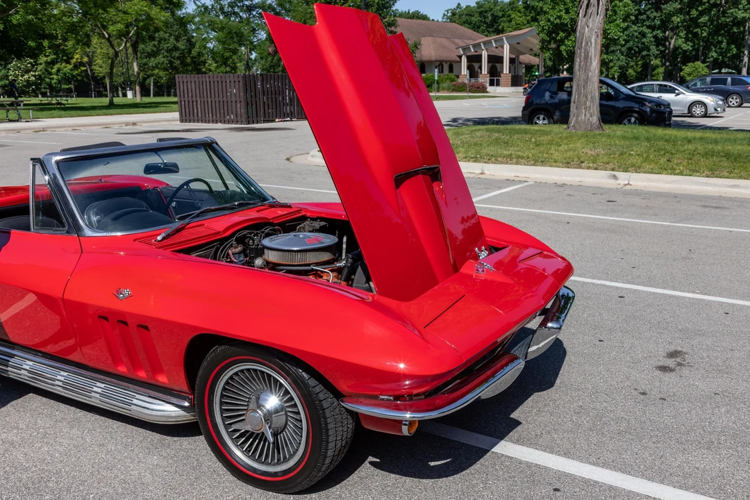 1966 Chevrolet Corvette C2 - Image 10 of 31